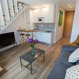 https://casa-de-la-merced-suites.es-andalucia.com